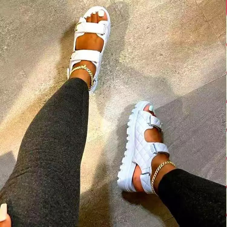 She’s Cut ‘N’ Summer Sandals